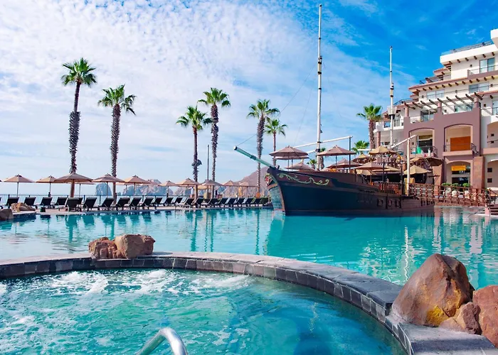 Villa Del Arco Beach Resort & Spa